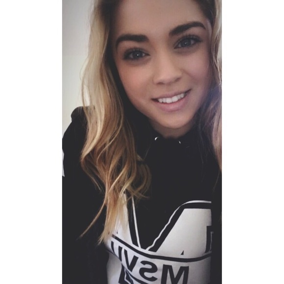 Meet your Posher, Julia - Picture 1 of 1